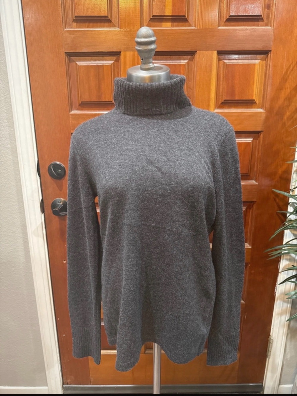 White + Warren Charcoal Gray Cashmere Turtleneck Women's Sweater